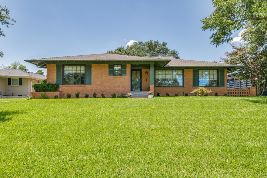 Primary Photo - 4219 Briar Creek Ln