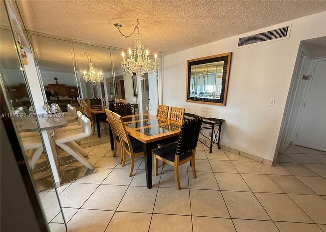 Building Photo - 17011 N Bay Rd