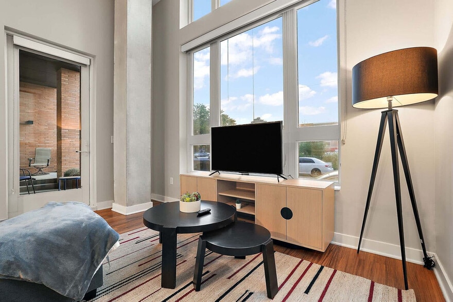 Building Photo - 1410 Nicollet Ave