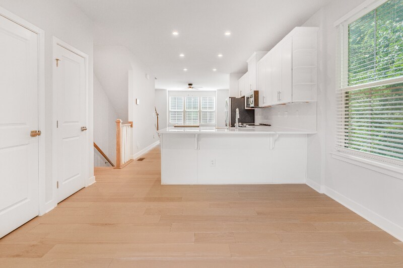Building Photo - 513 Cubitt Ct