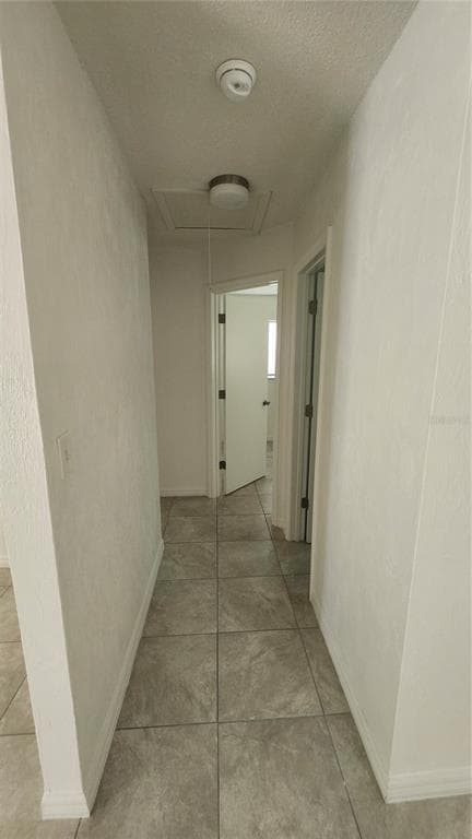 Building Photo - 1079 N Gertrude Ct