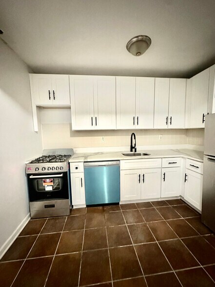 Building Photo - 792 Sterling Pl
