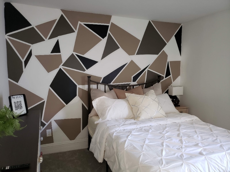 Building Photo - 628 William St