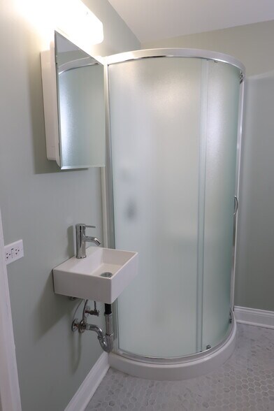 Building Photo - 1617 Jackson St