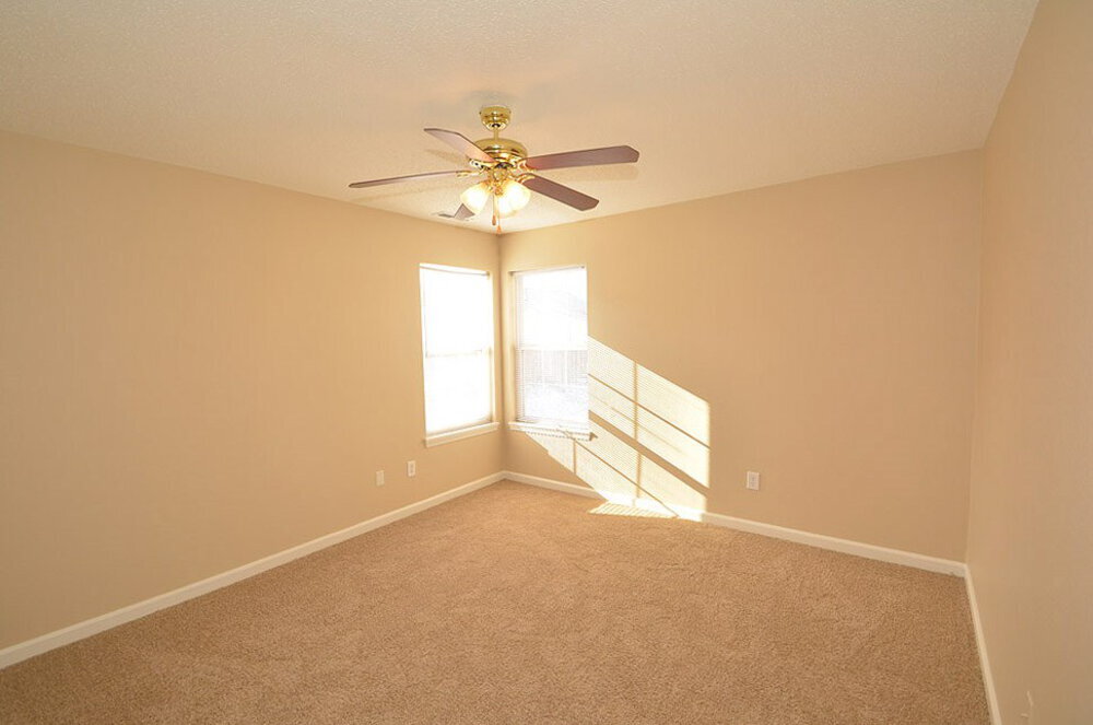 Building Photo - 9723 Centennial Ct