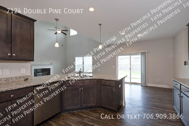 Building Photo - 7124 Double Pine Ct