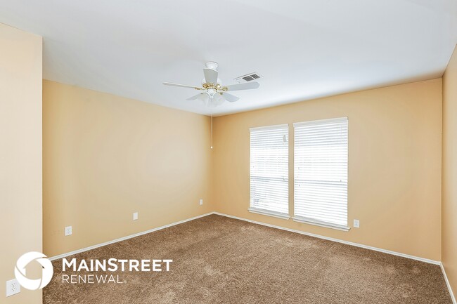 Building Photo - 2309 Eden Green Dr