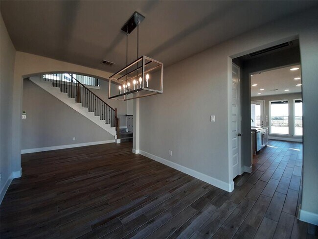 Building Photo - 7575 Pemberley Ct
