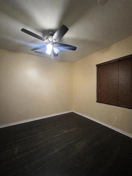 Building Photo - 5117 Gold Creek Way