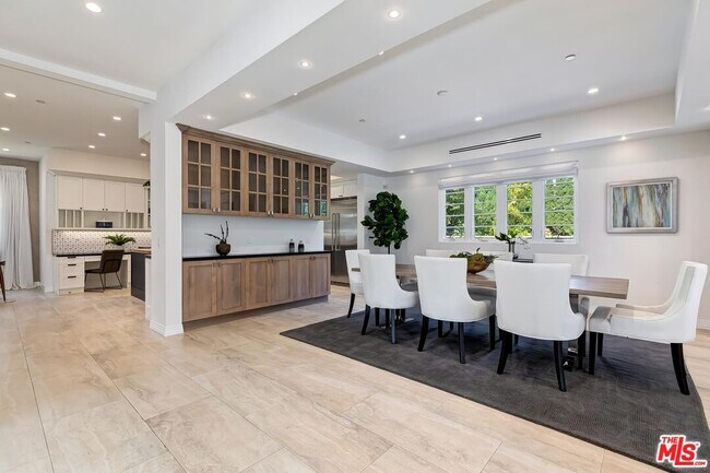 Building Photo - 9767 Monte Mar Dr