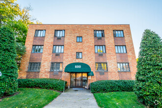 Building Photo - 600 South Highland Apartments