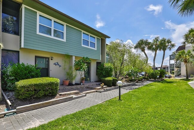 1028 Apollo Beach Blvd - 1028 Apollo Beach Blvd Apollo Beach FL 33572 ...