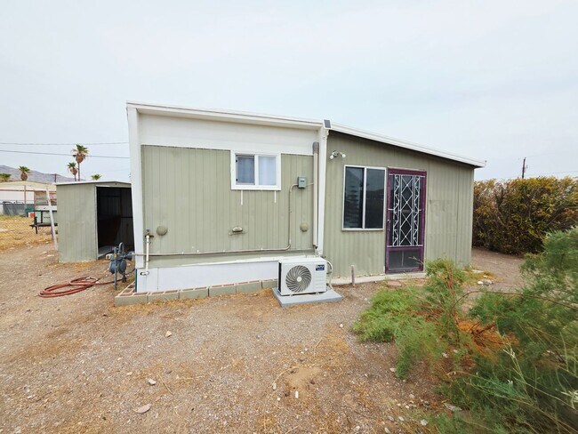 Building Photo - 1779 Artesia Dr