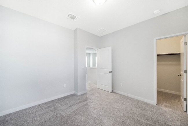 Building Photo - 15008 Forum Ave