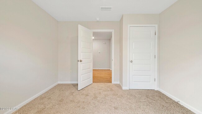 Building Photo - 5824 Tiagra Dr