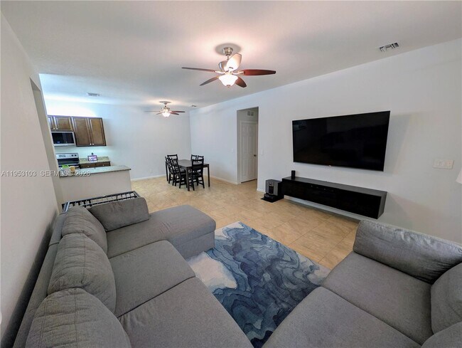 Building Photo - 3561 Forest Hill Blvd