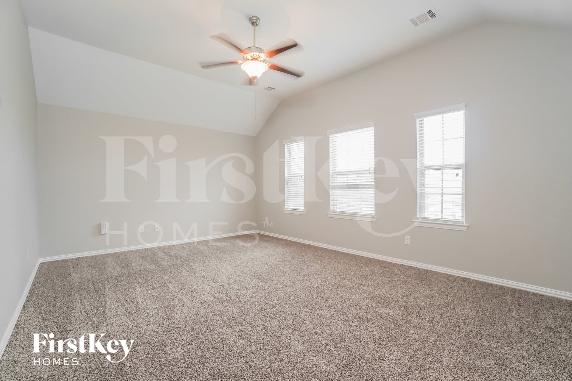 Building Photo - 6730 Trinity Trail Ln
