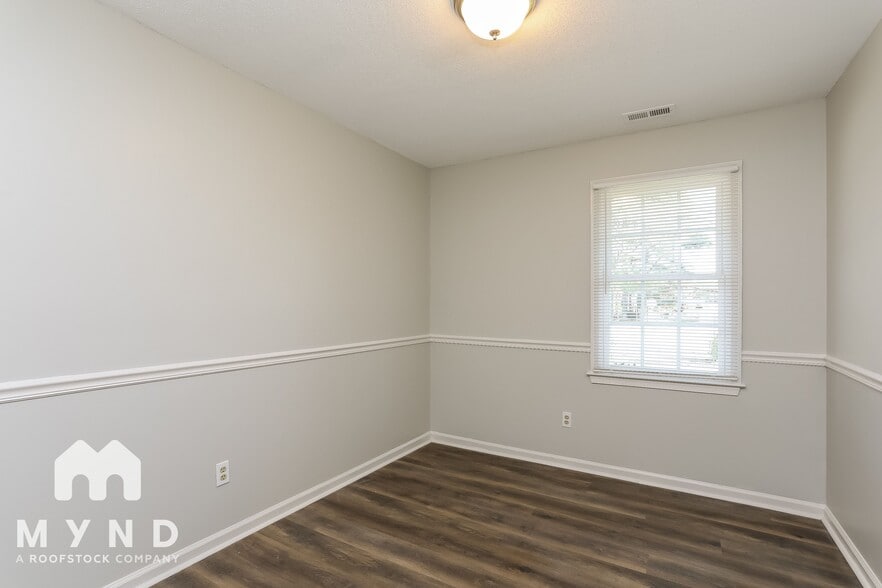 Building Photo - 201 Indian Trail