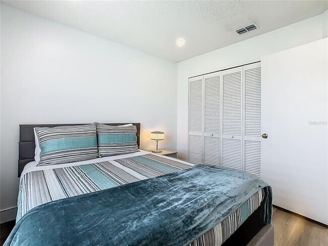 Building Photo - 1510 Chapman Oak Ct