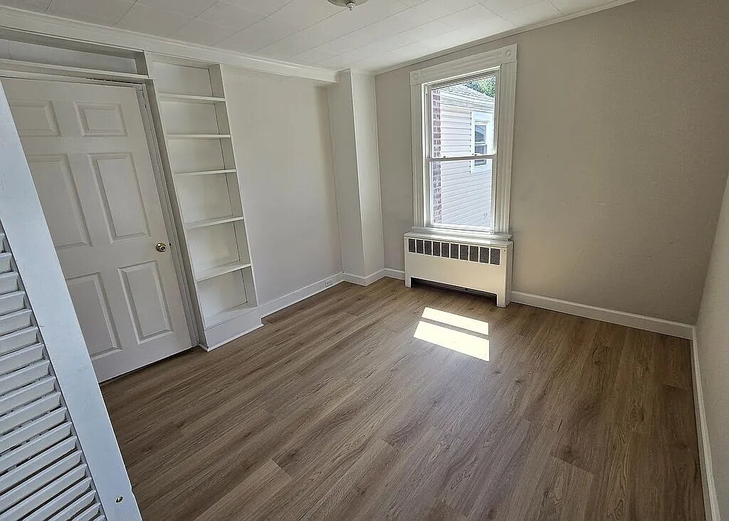 Building Photo - 84 Rollstone Ave