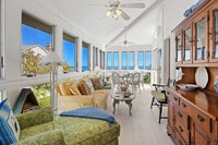 Building Photo - 321 Pioneer Loop