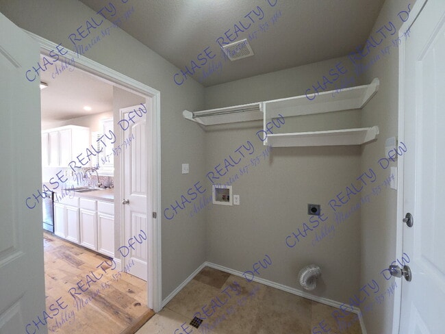 Building Photo - "Charming 3-Bedroom Retreat with 2 Full Baths near Haslet – Spacious 1,638 Sq. Ft. Home!"