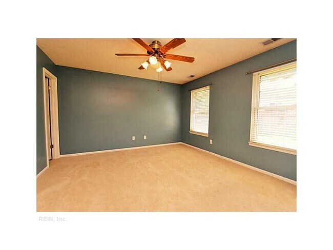 Building Photo - 2220 Cinnabar Ct