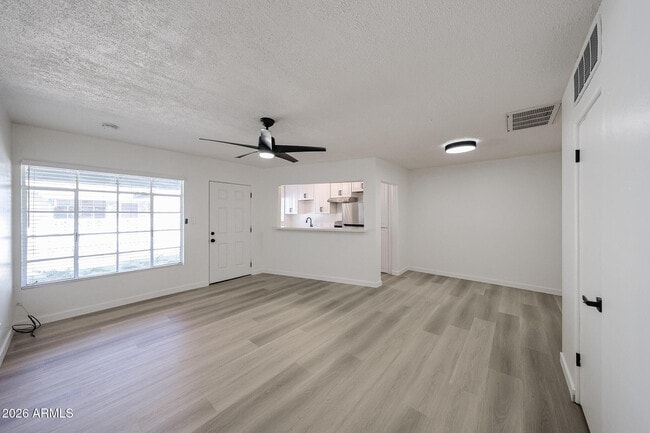 Building Photo - 2945 N 19th Ave
