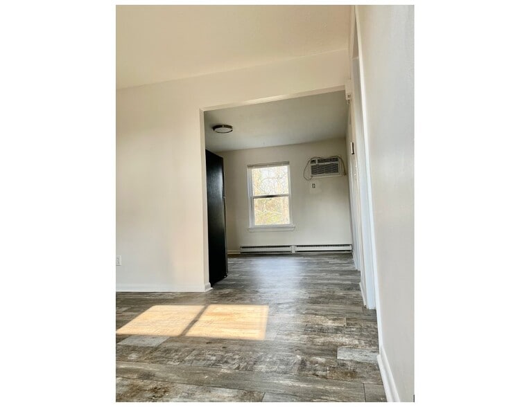 Building Photo - 139 Hendricks Blvd