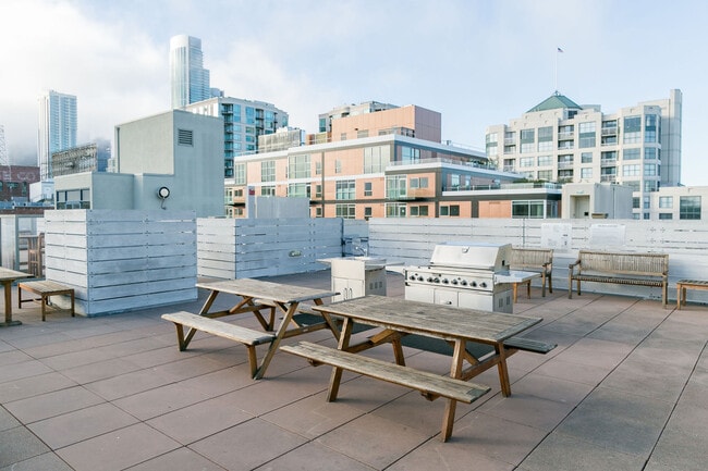 Building Photo - 88 Townsend St