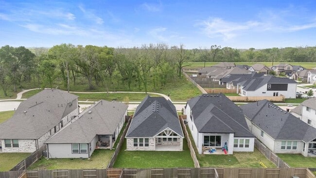 Building Photo - 10719 River Walk Dr