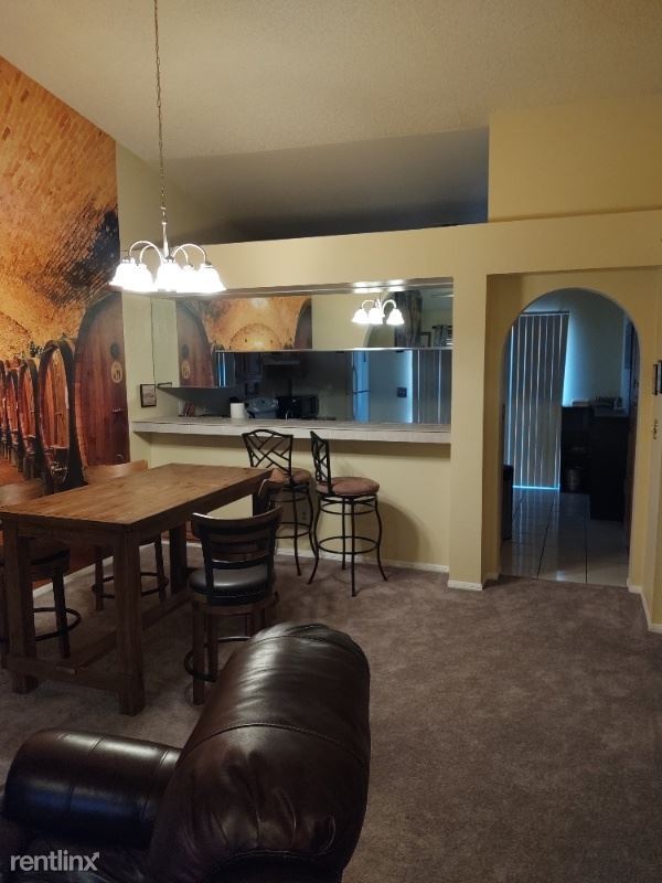 Building Photo - 1371 Di Blasi Dr