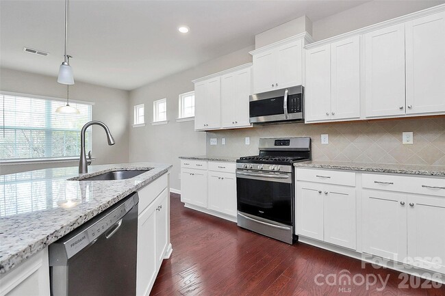 Building Photo - 10322 Winyah Bay Ln