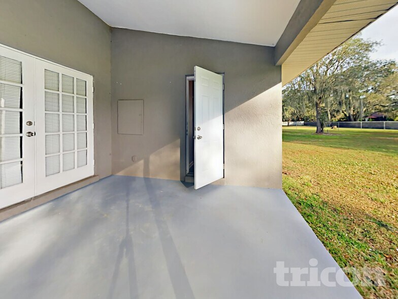 Building Photo - 2913 James Melvin Dr