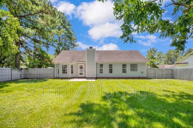 Building Photo - 104 Stockade Ct
