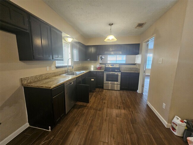 Building Photo - 22218 Spring Gate Dr