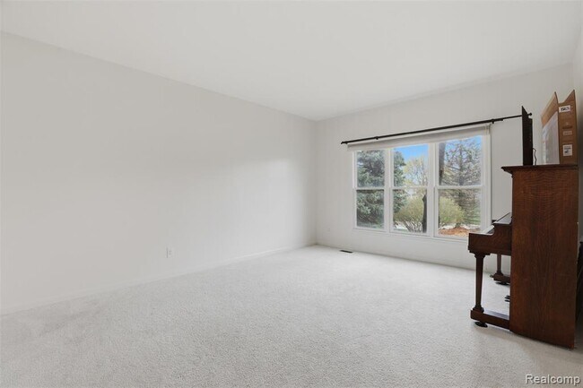 Building Photo - 3932 Fieldview Rd