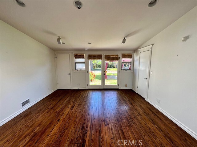 Building Photo - 342 Camino de las Colinas