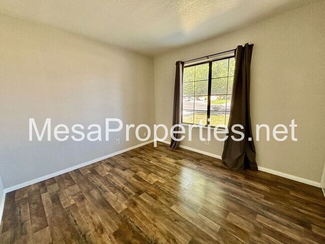 Building Photo - 15137 Haddington Way