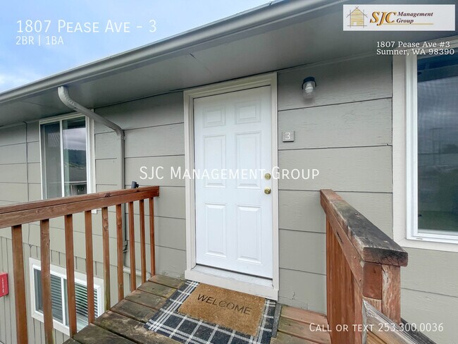 Building Photo - 1807 Pease Ave