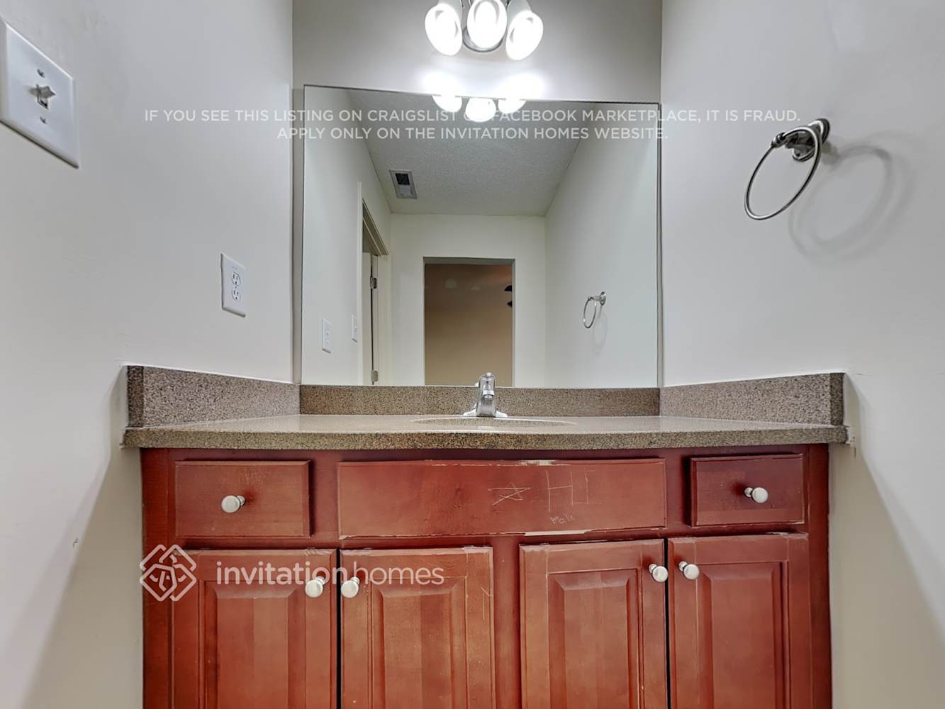 Building Photo - 91 Martins Pond Rd