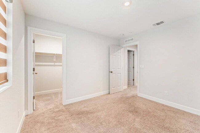 Building Photo - 4216 Doug Fir Ln