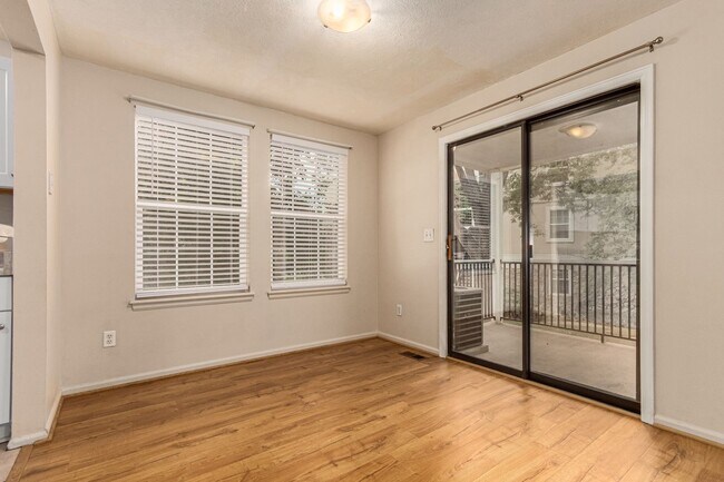 Building Photo - 2 Bed 1.5 Bath Updated Arvada Condo - Available June 5th
