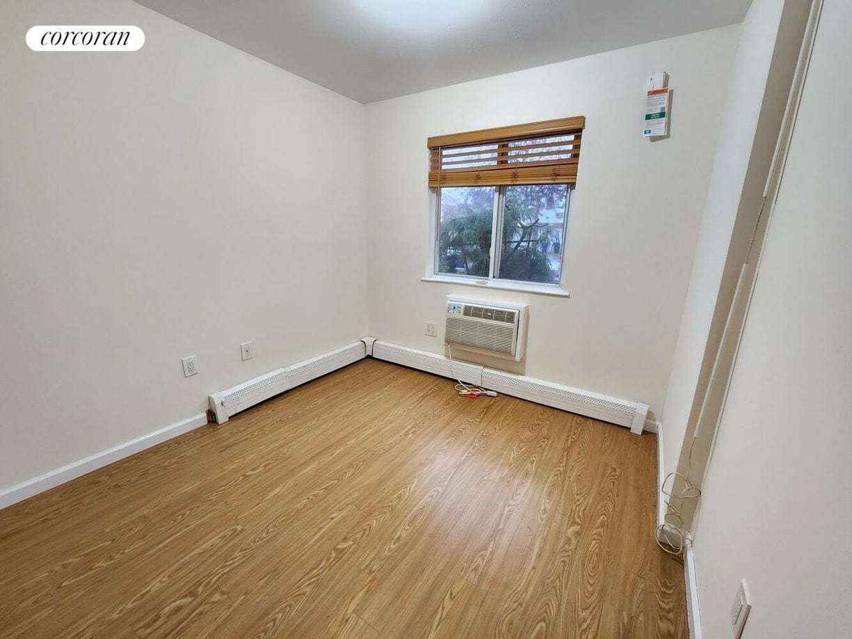 Building Photo - 336 Howe Ave