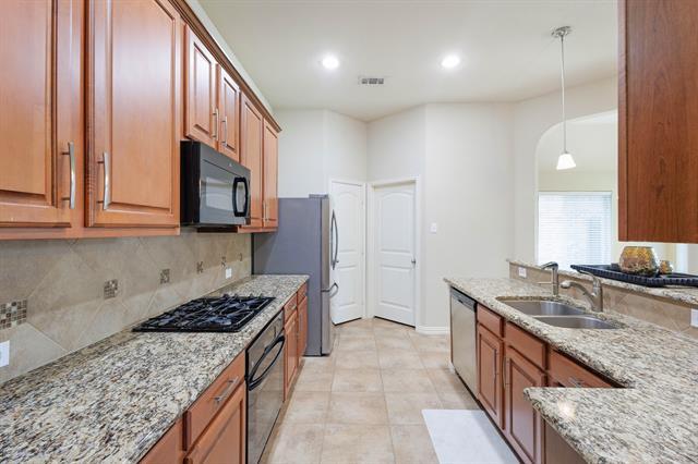 Building Photo - 2332 Elm Valley Dr