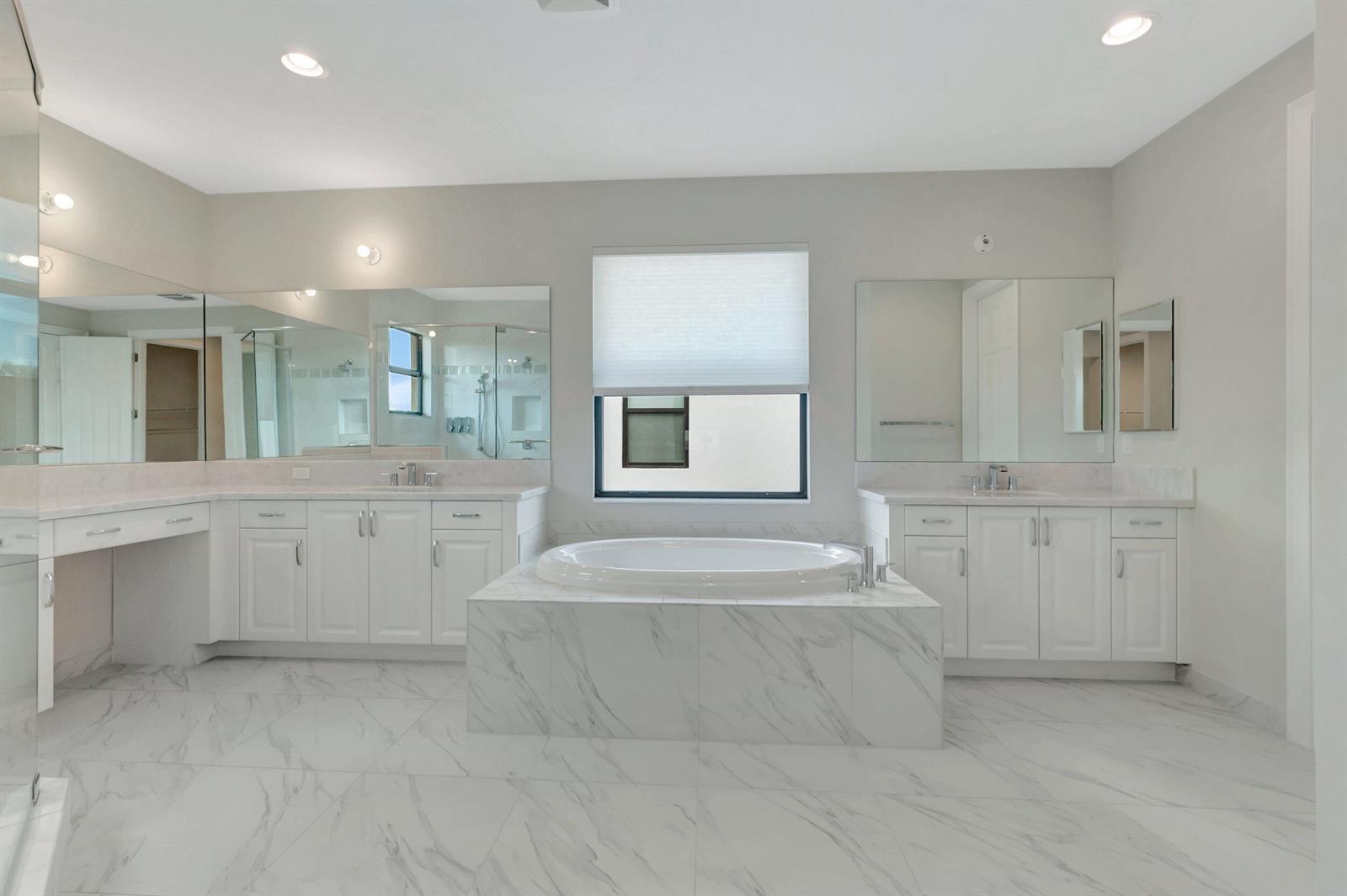Building Photo - 9060 Dulcetto Ct