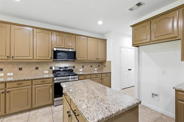 Building Photo - 10421 Sexton Dr