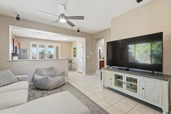 Building Photo - 1743 W Owens Way