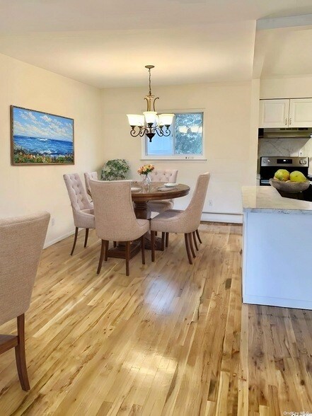 Building Photo - 120 Ketridge St