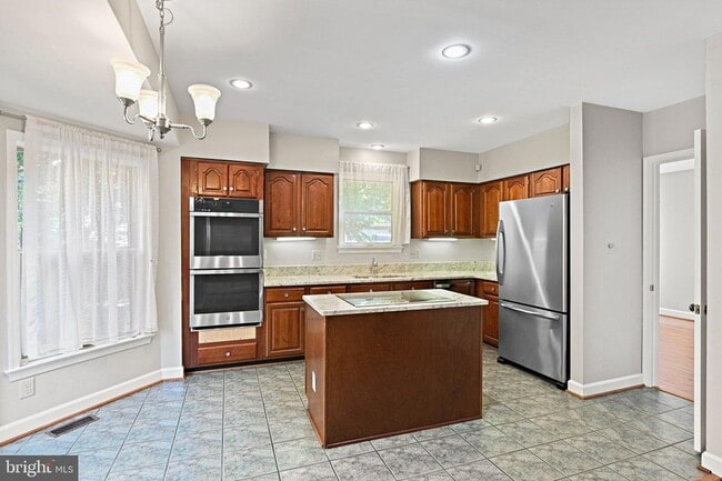 Building Photo - 1459 Hampton Hill Cir